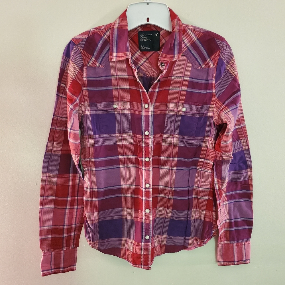EUC Y2K American Eagle Button Up Plaid Shirt With Faux Pearl Snaps